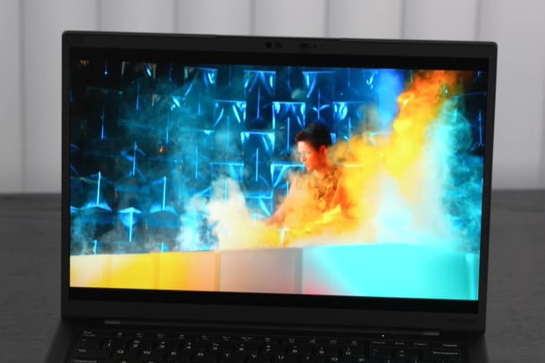 Lenovo ThinkPad X1 Carbon Gen 11 Display review